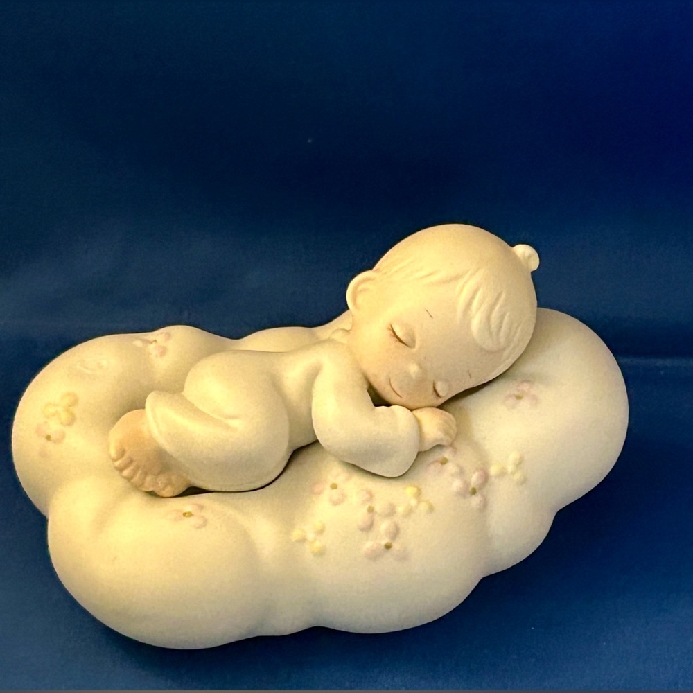 Precious Moments Safe in the arms of Jesus